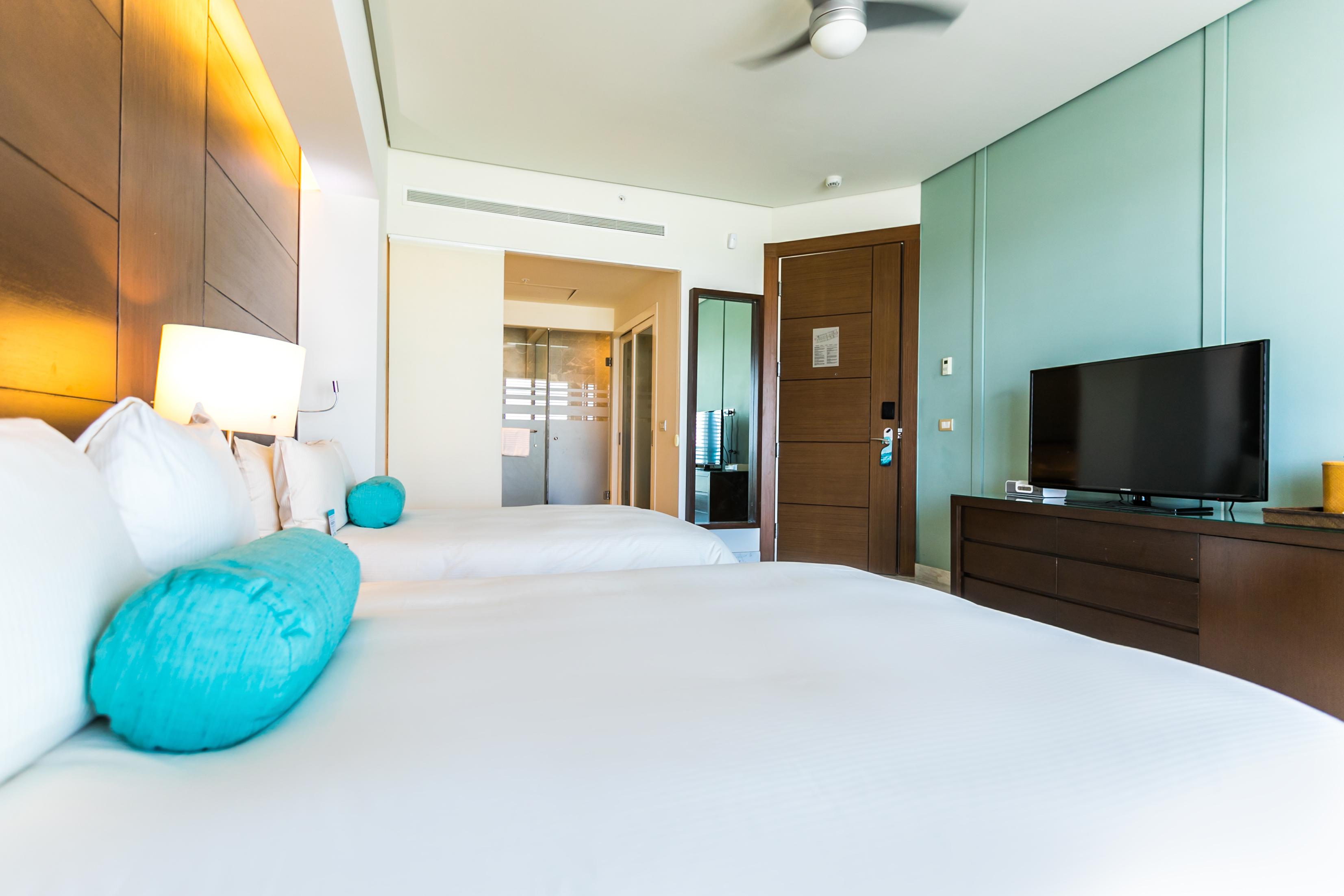 帝国世界宫殿酒店 阿卡普尔科 外观 照片 A bedroom at the hotel