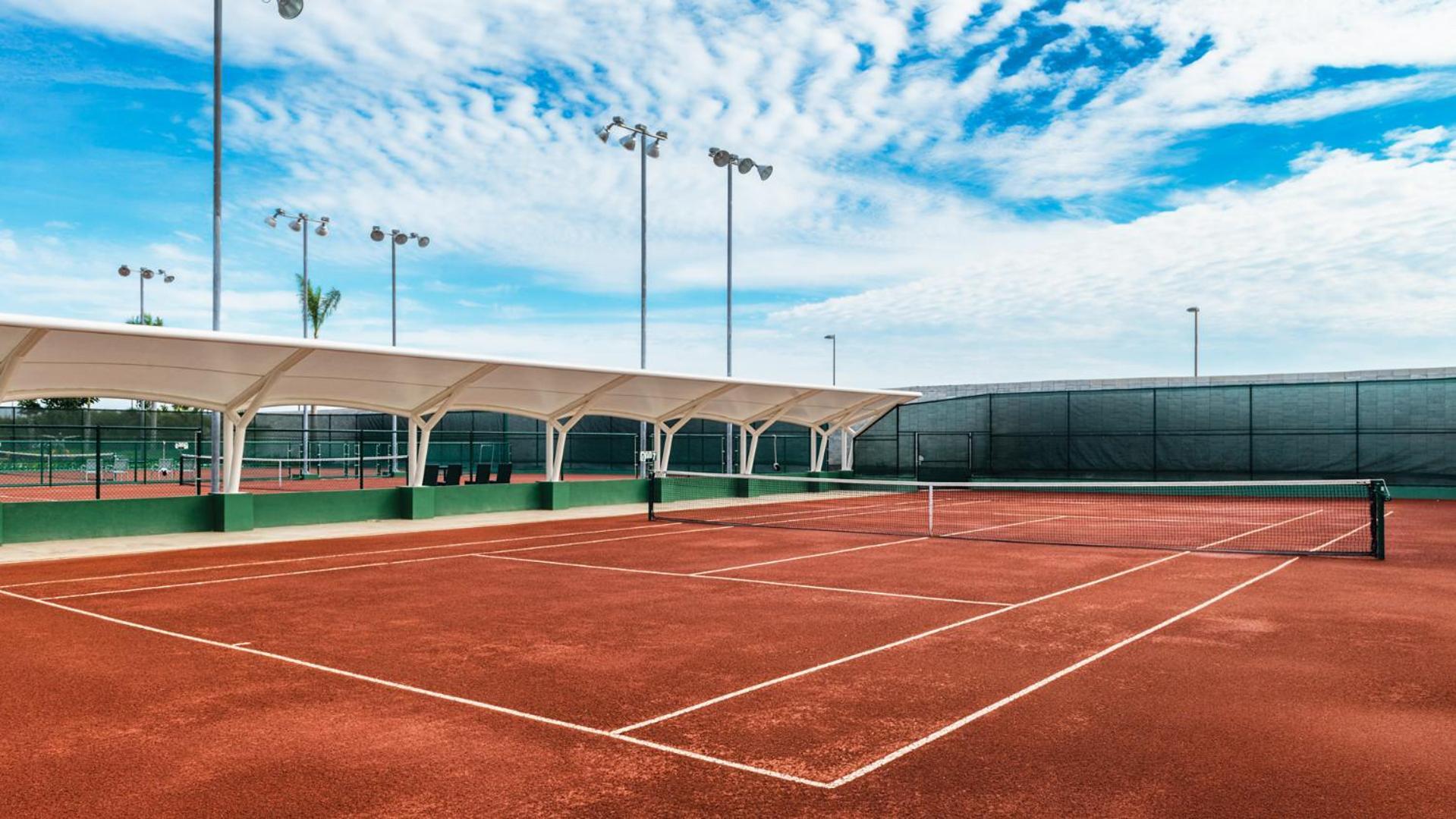 帝国世界宫殿酒店 阿卡普尔科 外观 照片 Tennis courts at the club